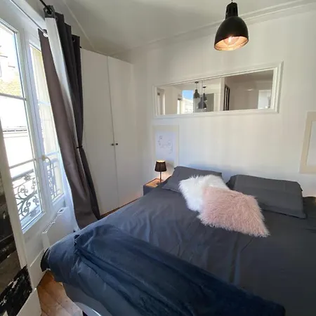 Bastille Belle Epoque Апартаменты Париж