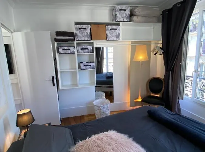 Bastille Belle Epoque Apartment